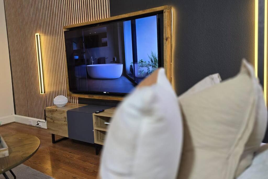 Modern Galleria Gem Private Jacuzzi 3 Br هيوستن المظهر الخارجي الصورة