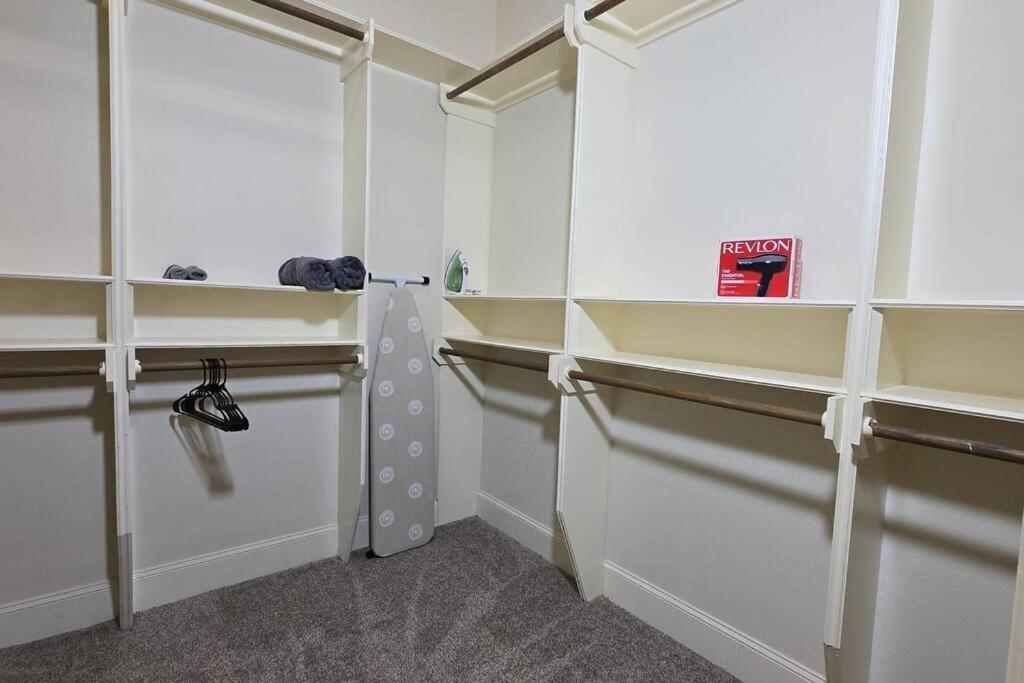 Modern Galleria Gem Private Jacuzzi 3 Br هيوستن المظهر الخارجي الصورة